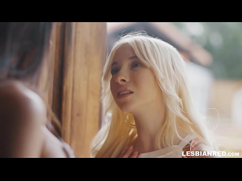 ❤️ Djevojka dolazi kući nekoliko mjeseci kasnije i na kraju jede mačkicu svoje maćehe Porno na hr.it-com.top ❤
